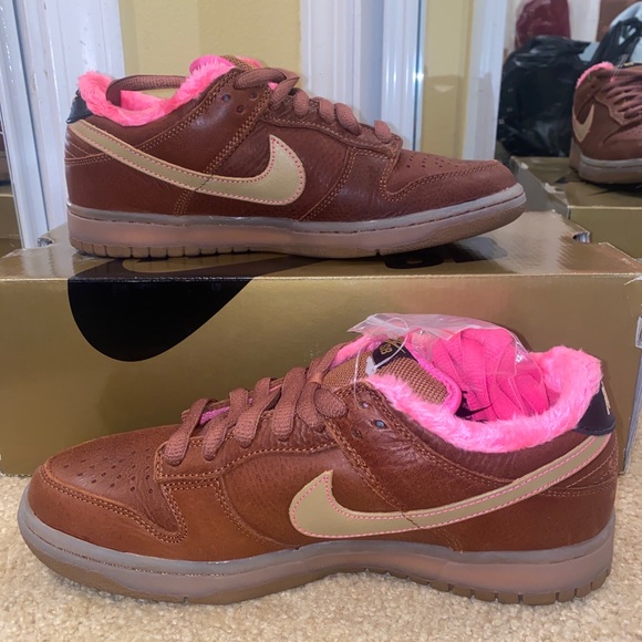 2007 Nike SB Dunk Low Gibson Guitar Case - Picture 3 of 9